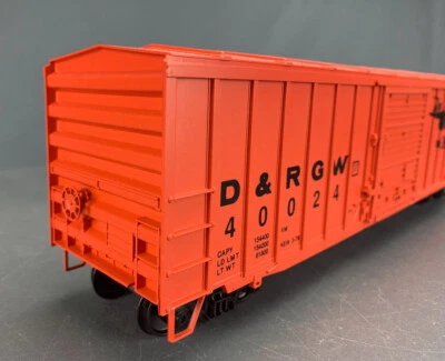 O Gauge Weaver Ultra-Line Boxcar D&RGW #40024 2-Rail Kit O2550 - Image 1 of 4