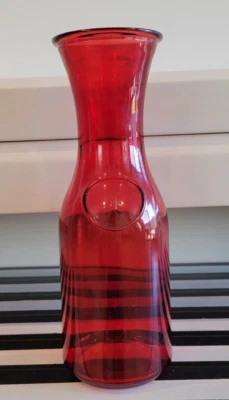 RUBY RED CARAFE OR FLOWER VASE SOLID DESIGN 10.5 INCHES HOLDS 40 OZS - Image 1 of 4