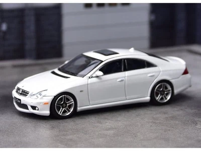 MB Mercedes Benz CLS 63 AMG  - pearl white - Focal Horizon 1:64 - Immagine 1 di 4