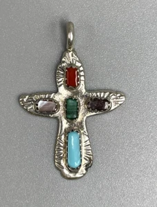Kleiner Sterling 1 3/8" Multi-Stein Kreuz Anhänger Indianer signiert C IULE #1 - Bild 1 von 4