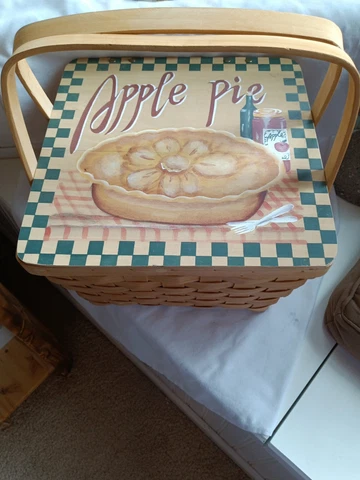 Basket With Lid & Handles Apple Pie metal insert 7" h x 12" L x 12 Cover