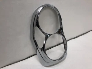 New Headlight Bezel Fits Mercedes 220se  280se 3.5 coupe w111 W108 W109 W112 US - Bild 1 von 3