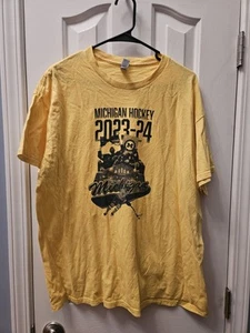 University Of Michigan 2023 Hockey Student T-Shirt Size XL - Picture 1 of 3