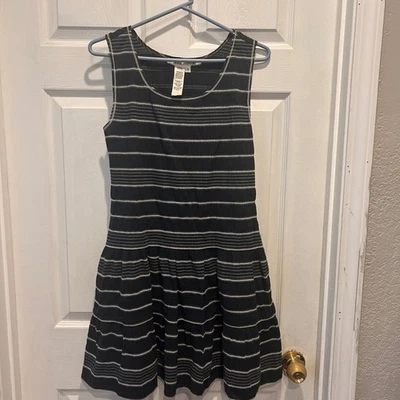 Mini Vestido MAX STUDIO Para Mujer Azul Blanco Rayas Ajuste Sin Mangas Acampanado Pequeño Foto 1 de 4