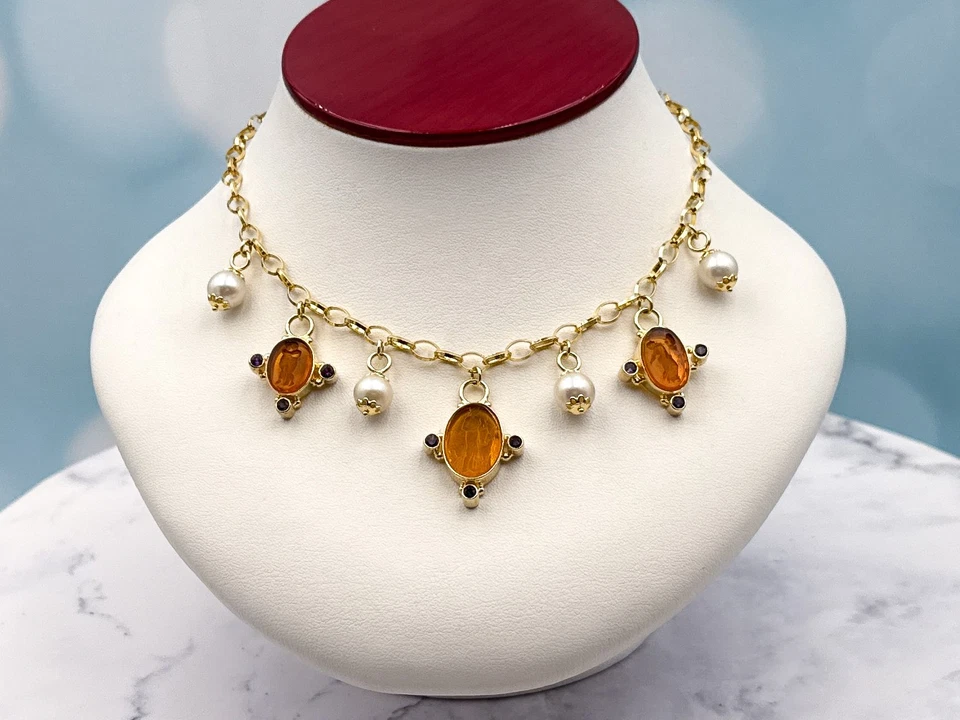 Collar con dije camafeo veneciano TAGLIAMONTE (LD3600N) 925SS/YGP *perlas*Reg. $450 Foto 1 de 4