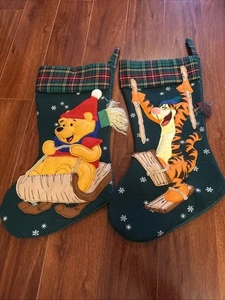 2 Vintage 90er Disney Tigger & Pooh 3D Filz Weihnachtsstrumpf - Bild 1 von 6