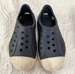 Crocs Toddler Size 8 Blue Slip On Rubber Water Shoe - Picture 1 of 9