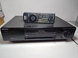 SONY SLV-E820 VIDEO CASSETTE RECORDER VIDEOREGISTRATORE NON FUNZIONANTE DA RIPAR - Foto 1 di 12