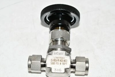 NEW Swagelok SS-1RS6-PK-W20-W22 Manual Stainless Needle Valve 5000psi 3/8in Tube - Image 1 of 3