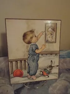 Ragazzo in Culla che guarda Madre Maria che tiene Gesù bambino arte da parete - Foto 1 di 2