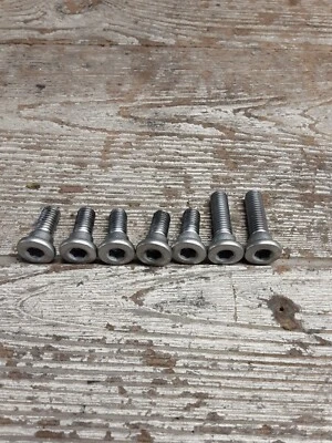 2007 07 88-07 Kawasaki Ninja 250R EX250 juego trasero delantero pernos de montaje de clavija Foto 1 de 4