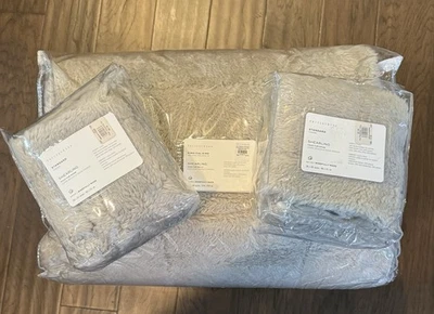 Edredón Pottery Barn de piel sintética de oveja King/Cal King con piedra falsa de 2 horas ¡Nuevo! Foto 1 de 3