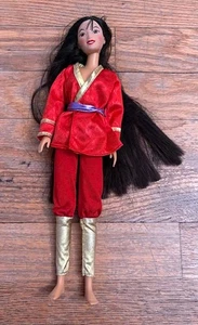 Vintage 1994 Mulan Disney Warrior Barbie Rare Mattel - Picture 1 of 1