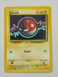 Pokemon Voltorb 67/102 (HP) - Base Set - Common - Picture 1 of 2