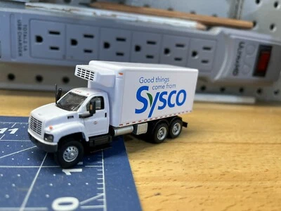 Modelo de camión personalizado a escala HO Foto 1 de 3