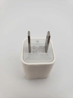 全新 正品 Apple USB 充电插头 电源适配器 适用于 iPhone 5W 批量 PKG — 第 1/4 张图片