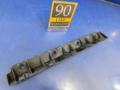 Suporte de saia lateral esquerda traseira 2010-2015 Jaguar XK XKR 6W83-290A05 montagem - Imagem 1 de 4