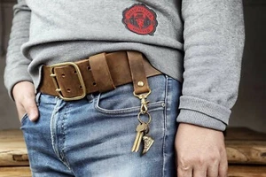 Vollnarbenleder Gürtel Schlüsselhalter Used Leder Gürtel Haken Clip für Schlüssel - Bild 1 von 9