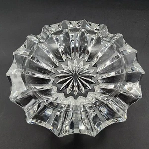 Cenicero redondo para damas Hobstar de cristal de plomo corte brillante acampanado de 6,5" - Imagen 1 de 10