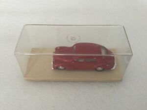 ELIGOR Peugeot 203 Rouge 1/43 Voiture Miniature