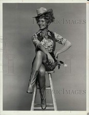 Press Photo Actress Polly Holliday Stars in "Flo" TV Series - kfp01869