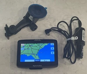 Magellan RoadMate 1412 4.3'' Widescreen Portable GPS Navigator w/ Adapter Bundle - Picture 1 of 7