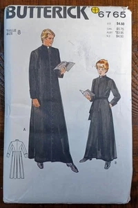Vtg 80s UCFF Sz 8 Boys Butterick 6765 Authentic Cassock Pattern - Bild 1 von 2