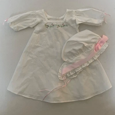 Camisón y gorra blancos American Girl Doll Elizabeth Cole Night Shift Foto 1 de 2