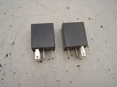 Chevrolet Matiz pair of relays JE12 (2005-2009) - Image 1 of 3