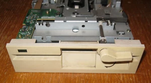 TEAC FD-55GFR (green LED) 5.25" 1.2MB floppy disk drive - Picture 1 of 4