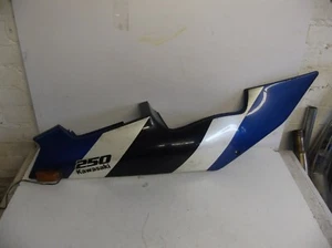 CARENADO PANEL ASIENTO MANO DERECHA KAWASAKI ZXR250 - Imagen 1 de 5