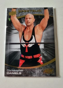 2021 Upper Deck AEW Spectrum Dark Parallel 27/99 Christopher Daniels #15 - Foto 1 di 3