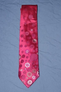 Christian La Croix Christmas Snowflake Embroidered Necktie EUC Neck Tie - Picture 1 of 3