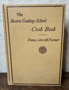The Boston Cooking-School Cookbook Fannie Farmer Cloth Cover Book 1921. Antique - Picture 1 of 6