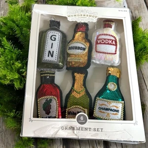 Wondershop Target Holiday Schnapsflasche Ornamente 6er Set Gin Wodka Bourbon - Bild 1 von 3