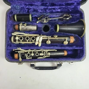 LeBlanc/Noblet Normandy 4 Wood Clarinet, France with Original Case. 96 - Picture 1 of 12