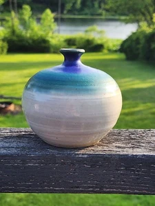 Pringle Pottery N. Carolina Studio Stoneware Pottery Blue and Green Smooth Vase - Picture 1 of 4