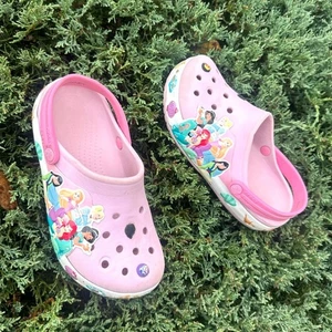 Crocs Kinder kleines Mädchen Disney Prinzessinnen klassische Clogs Größe 13 - Bild 1 von 12