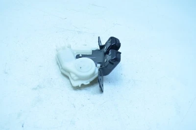 12-17 FIAT 500 MALETERO TRASERO PORTÓN TRASERO BLOQUEO PESTILLO ACTUADOR OEM Foto 1 de 4