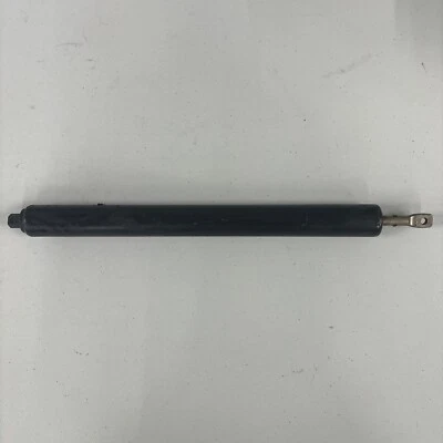 Cierre de puerta Storm vintage delgado estilo delgado neumático Foto 1 de 4