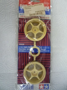 Llantas Tamiya 53232 (radios) Calsonic Skyline GTR Blanco 26mm - Imagen 1 de 1