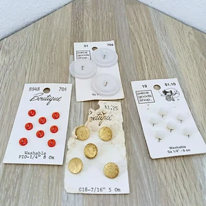 Button Lot Carded Multi Brands Shapes Size & Colors Sewing Closures & Connectors - Picture 1 of 6