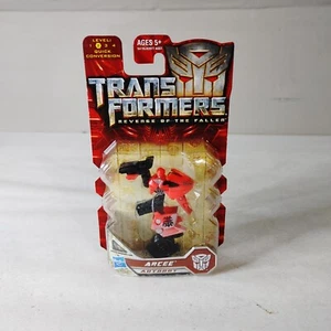 Transformers Movie Revenge Of The Fallen Legends Class Arcee 2009 New - Picture 1 of 2