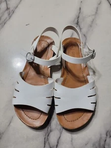 Cat&Jack Girls Leather Sandals Size 1 - Picture 1 of 6