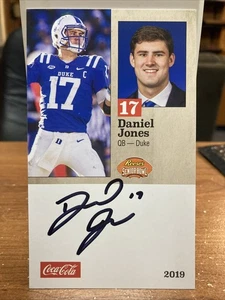 Daniel Jones RC 2019 AUTO Senior Bowl - VERO ROOKIE autografo su carta NYG 3x5" - Foto 1 di 2