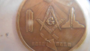 100 Years Charity Lodge No. 530 F & AM 1883 - 1983 Challenge Coin - Picture 1 of 2