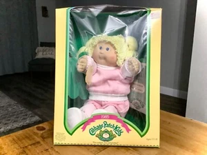 Vintage 1983 Cabbage Patch Kinder Baby Puppe Mädchen blond/blau ~ Marjorie Andrea ~ NEU Neu im Karton - Bild 1 von 22