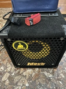 Markbass Micromark 801. Pari al nuovo, Incluso Accessori e Spedizione Con Codice - Foto 1 di 3