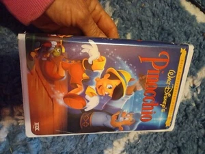 Walt Disney, Pinocchio (VHS, 1999, 60th Anniversary Edition) - Picture 1 of 4