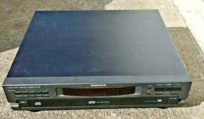 Magnavox CDC748 5-CD Multi Disc Compact Disc Carousel - Good - Image 1 of 4